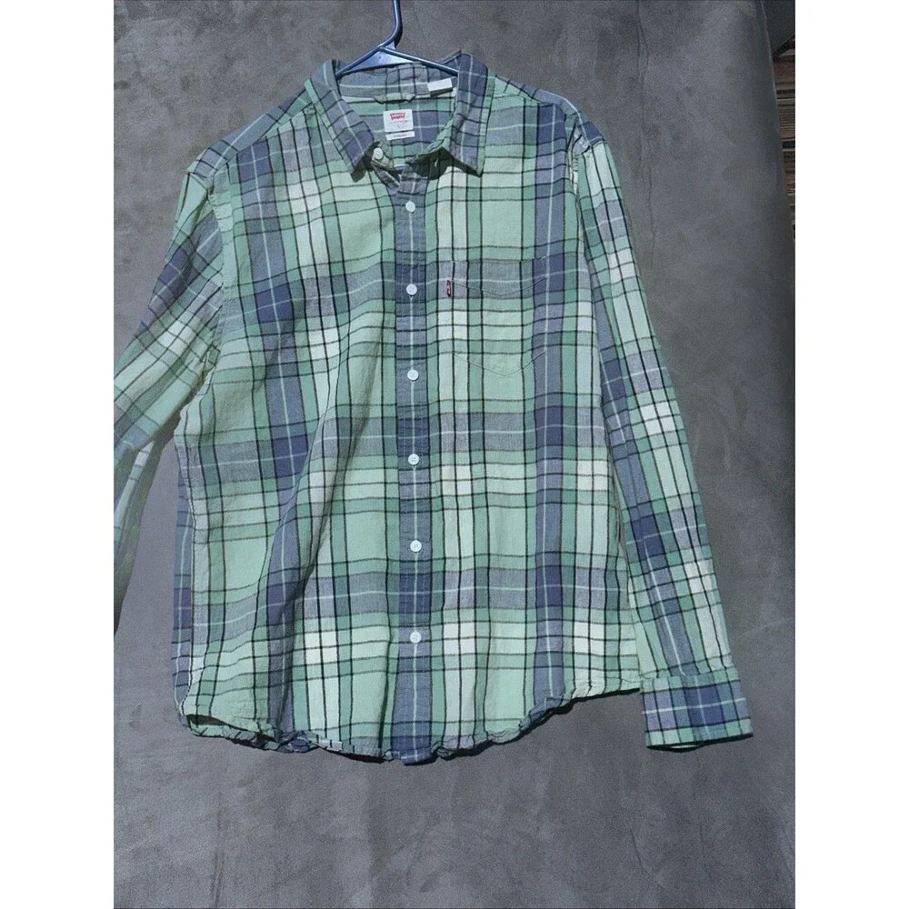 Men’s Levi’s L Button Up Shirt Blue Plaid Cotton Summer Standard San Francisco